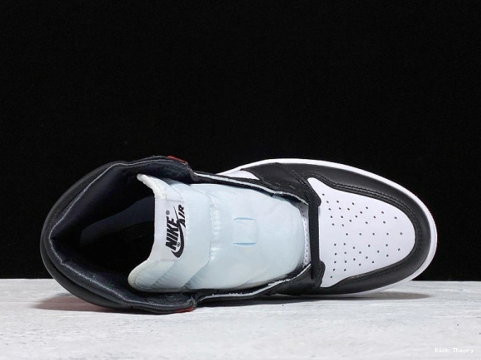 Kick Theory Retro 1 Black Satin Jordan Toe CD0461-016 High Air 0702